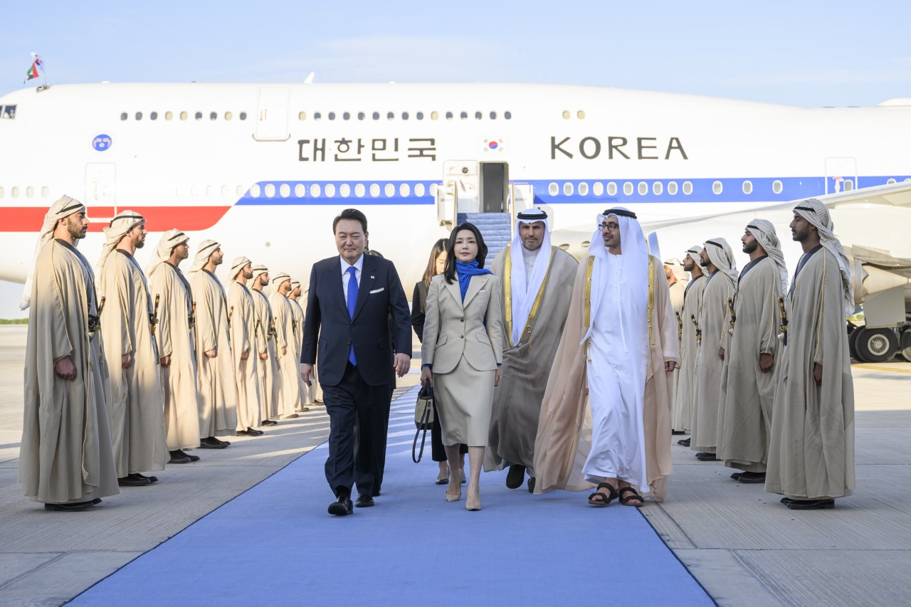 South Korea’s president  aims to ramp up arms sales to UAE