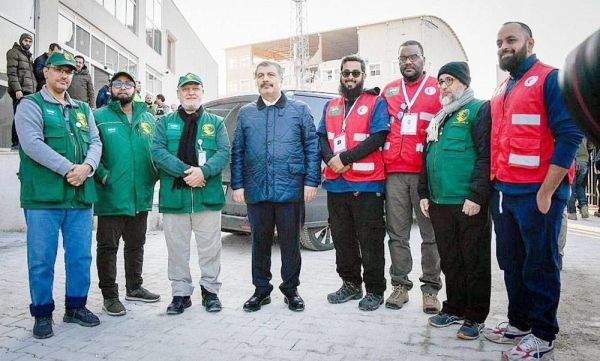 Turkish minister of health meets with Saudi relief delegation