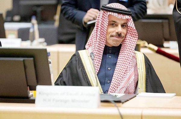 Prince Faisal, Pronk deal with latest developments on Iranian nuclear program
