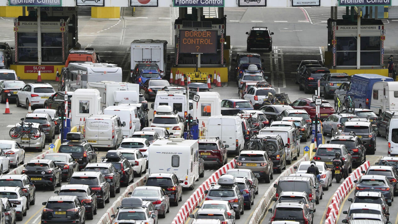 Chaos in Channel ports as UK travellers to France face long delays