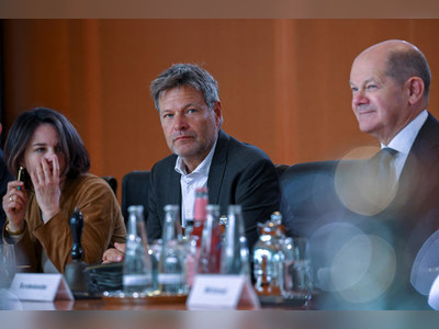 Germany Cracks Down on Climate Activists 'Last Generation'