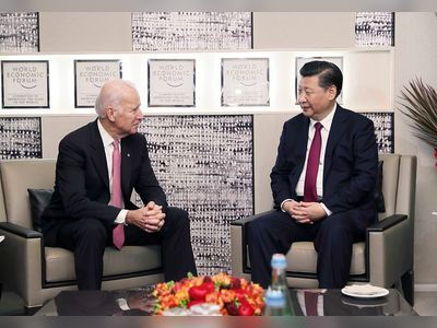 Biden meets Chinese FM to pave way for Xi meeting