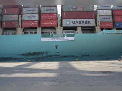 Saudi Arabia launches humanitarian maritime bridge, delivers 1,050 tons of aid to Gaza