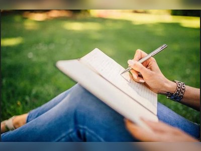 Writing Therapy Reduces Psychological Trauma Linked to Cancer